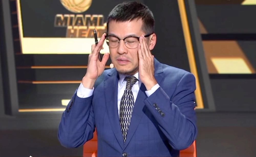 日日摸夜夜添欧美一区